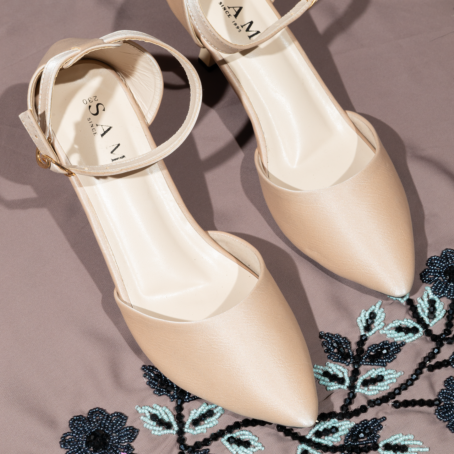 Monarch Pointed 2.5 inch Heels