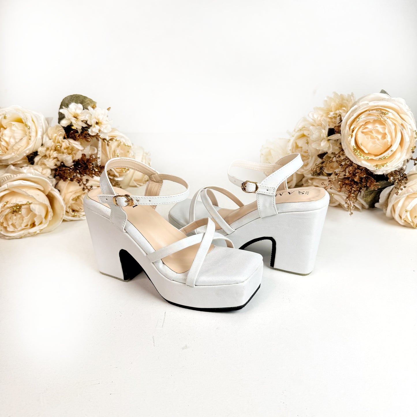 Lumira 4.5 inches heels