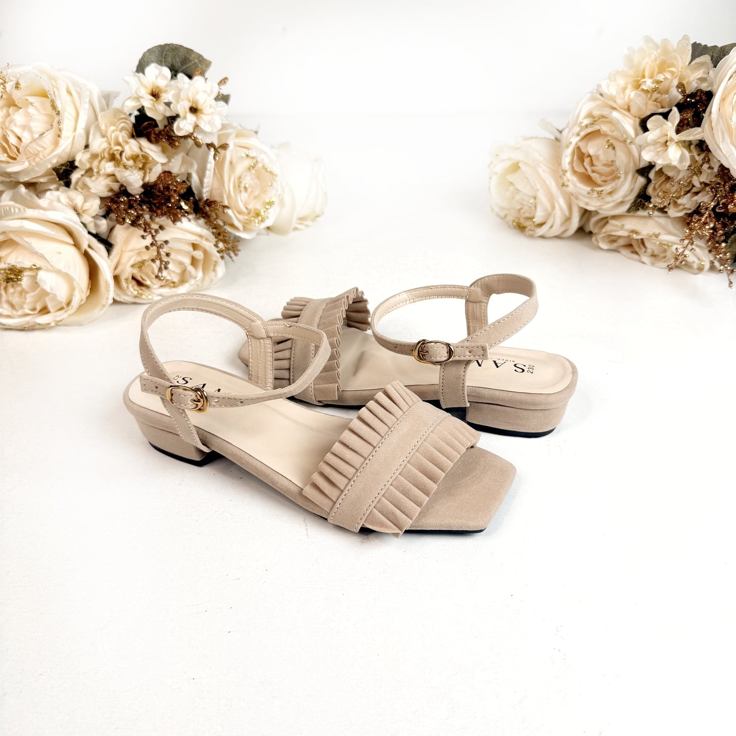 Pleated Grace 1 inches Flats