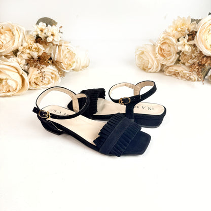 Pleated Grace 1 inches Flats