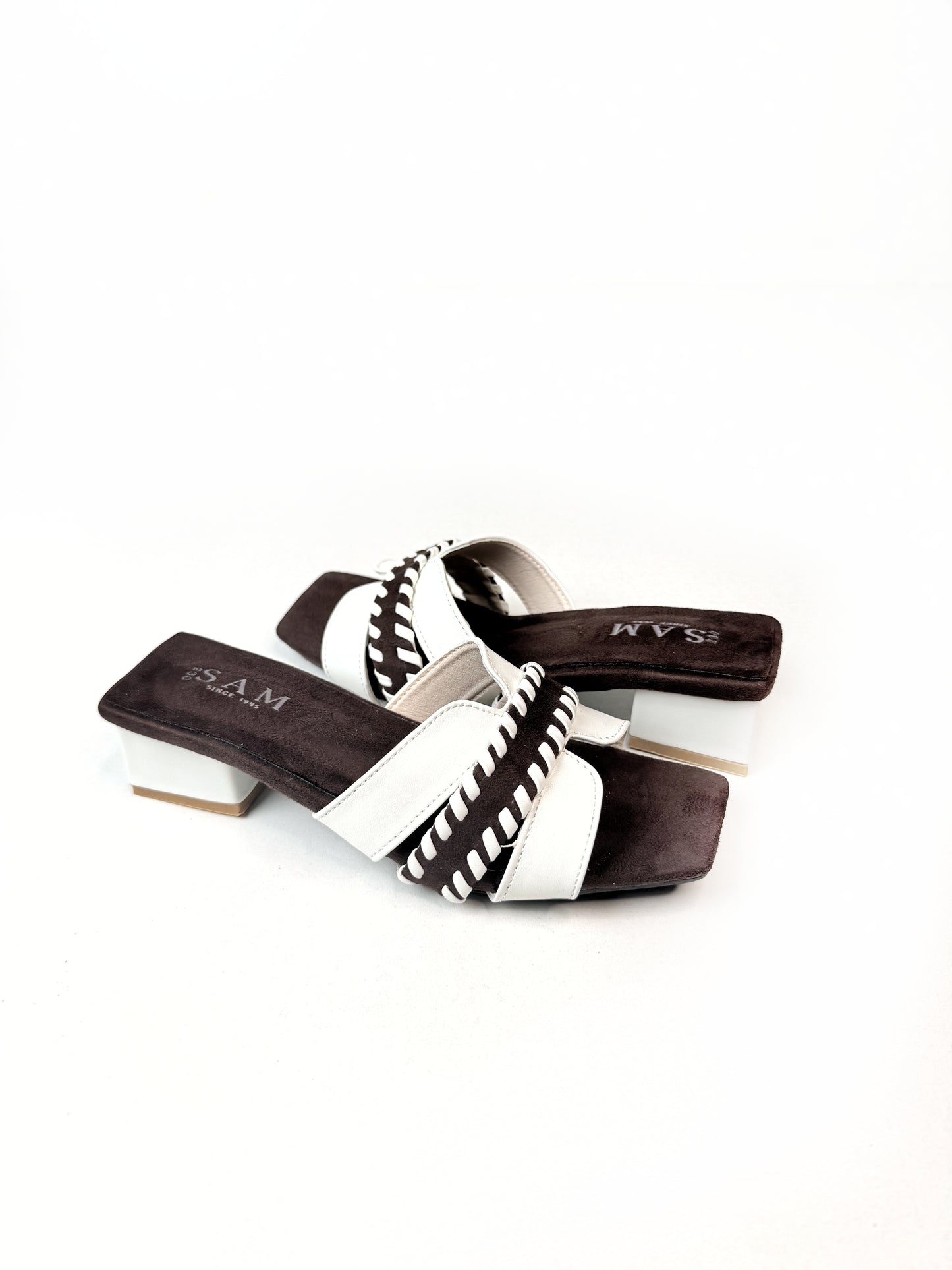 Contrast Stitch 1.5 inch Heel