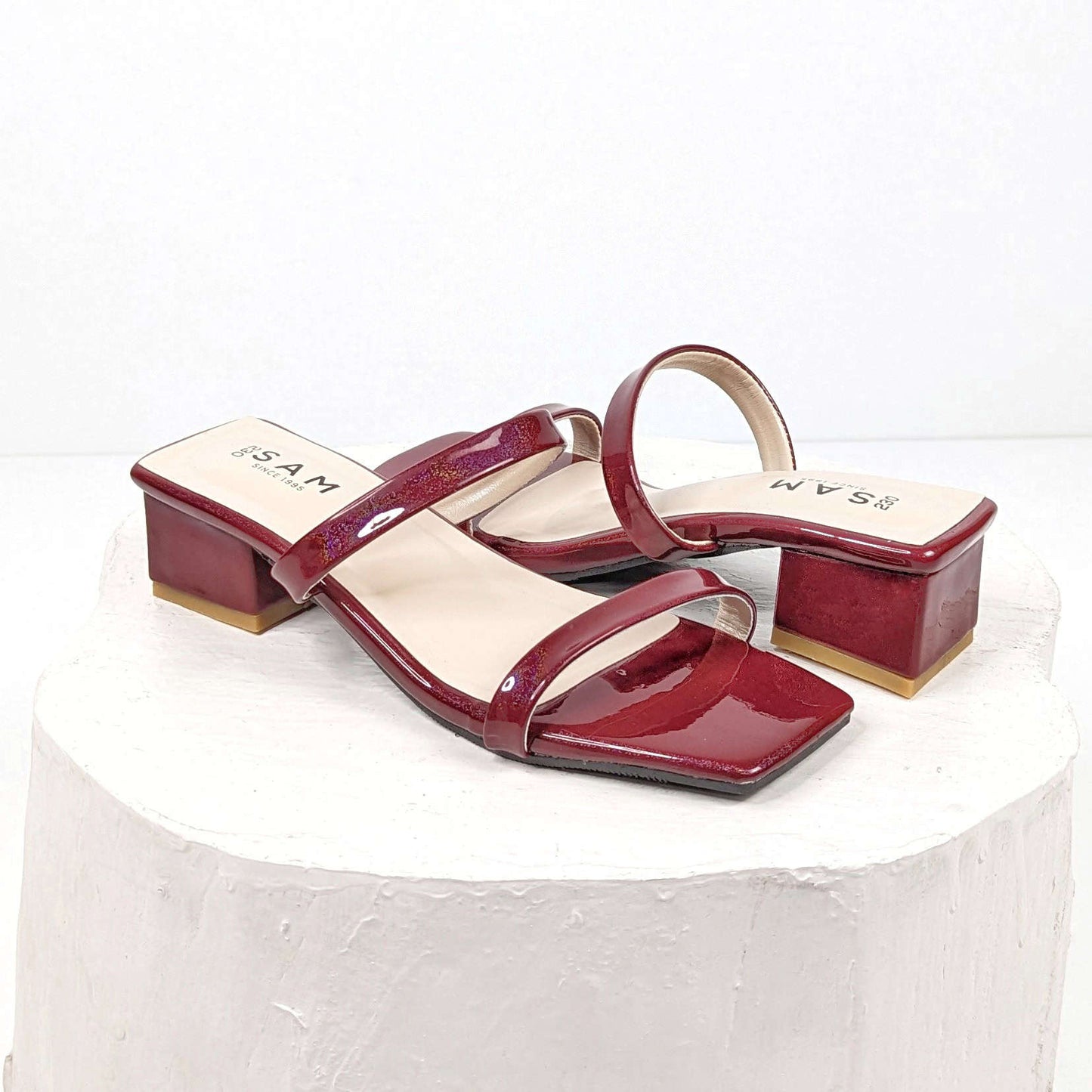 Minimal Double Thin Strap 1.5 Inch Heel